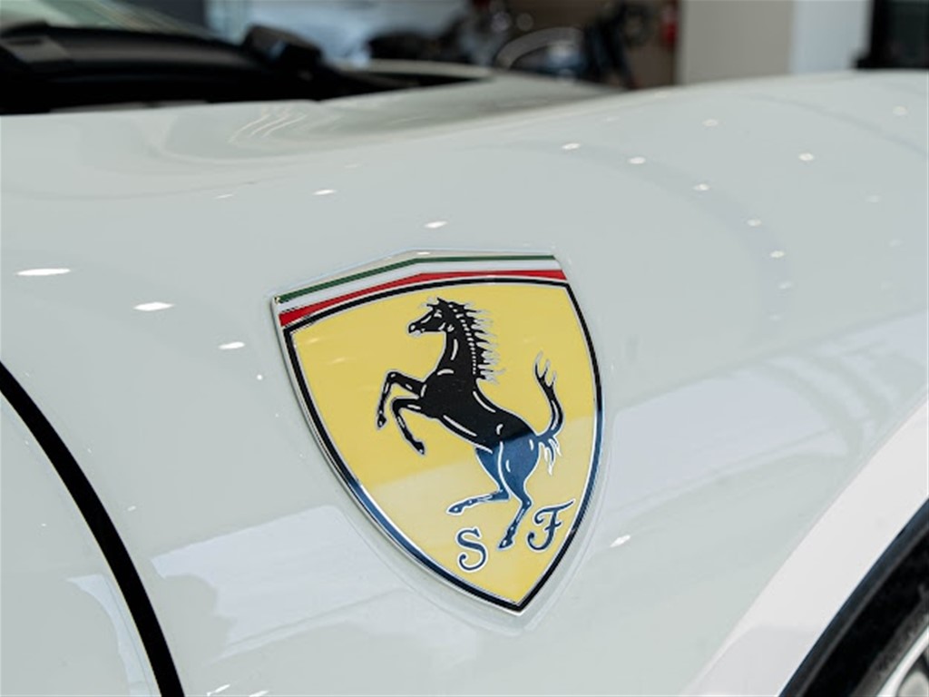 Ferrari 296 GTB Coupé/Deportivo 2023