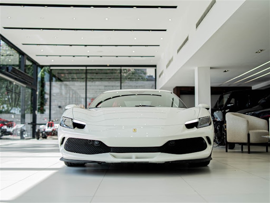 Ferrari 296 GTB Coupé/Deportivo 2023