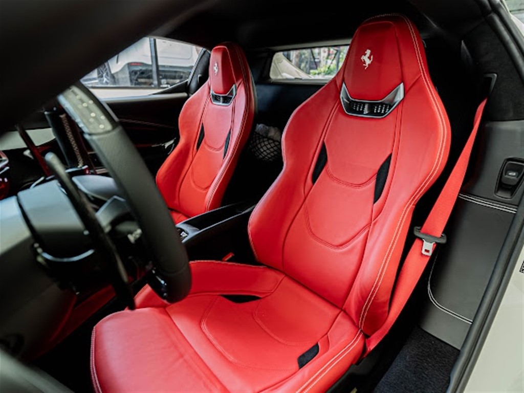 Ferrari 296 GTB Coupé/Deportivo 2023