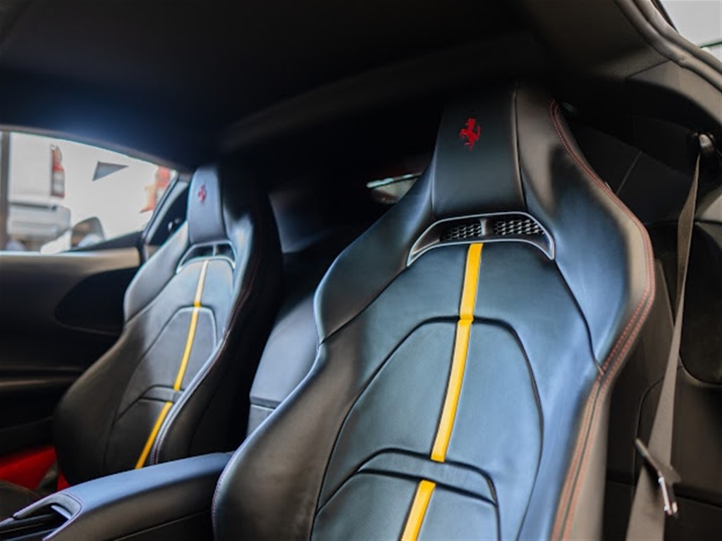 Ferrari SF90 Stradale Coupé/Deportivo 2022