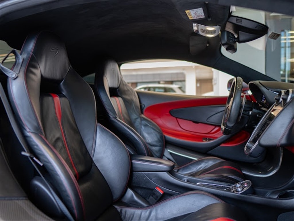 McLaren 570 Coupé/Deportivo 2016