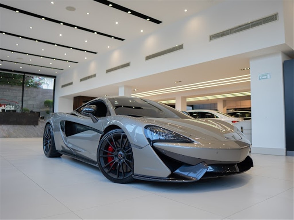 McLaren 570 Coupé/Deportivo 2016