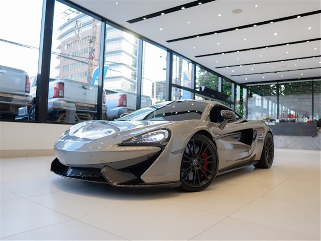 McLaren 570 Coupé/Deportivo 2016