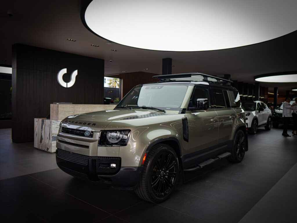 Land Rover Defender Jeep 2020