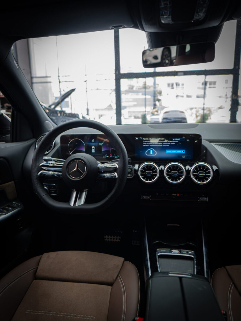 Mercedes-Benz Clase GLA Jeep 2024