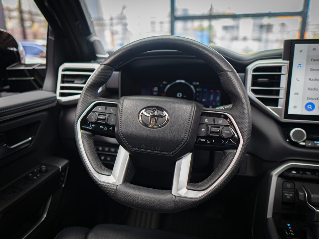 Toyota Tundra Camioneta 2023