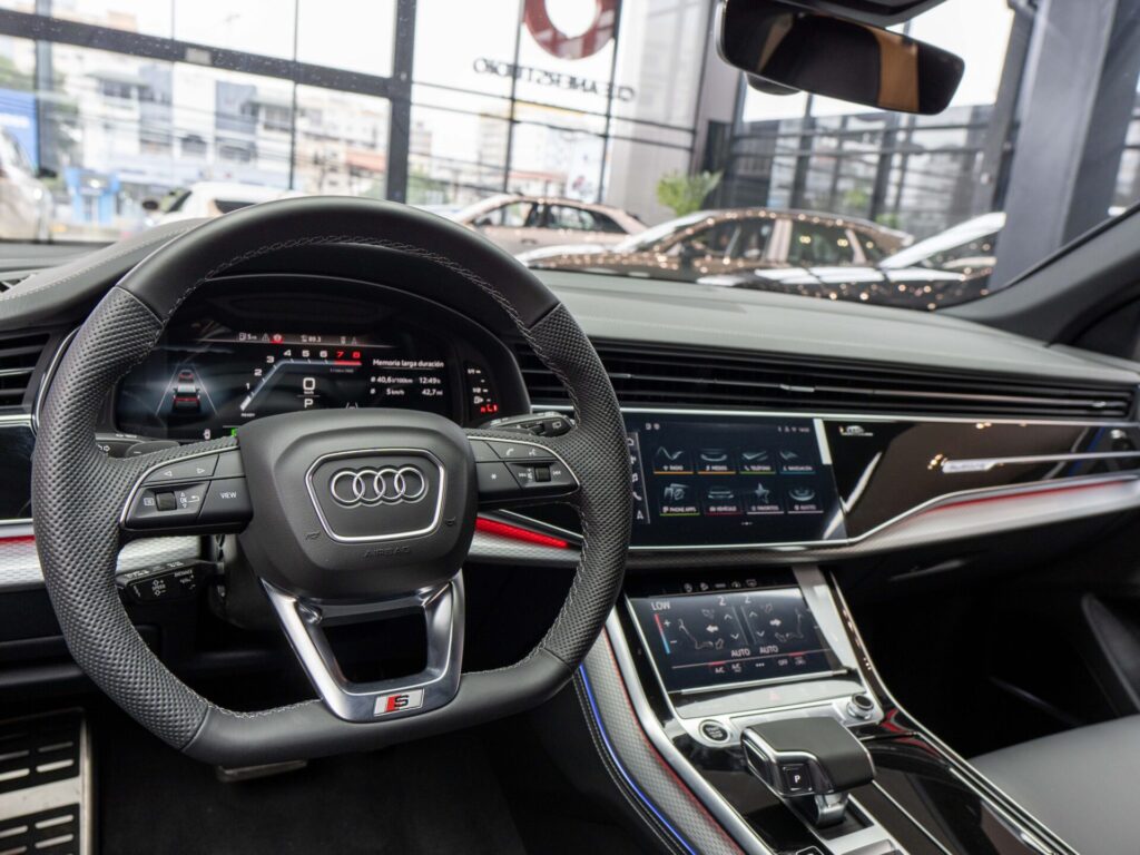 Audi Q8 Jeep 2025
