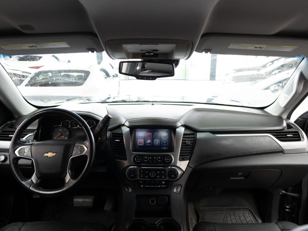 Chevrolet Suburban LT Jeep 2017