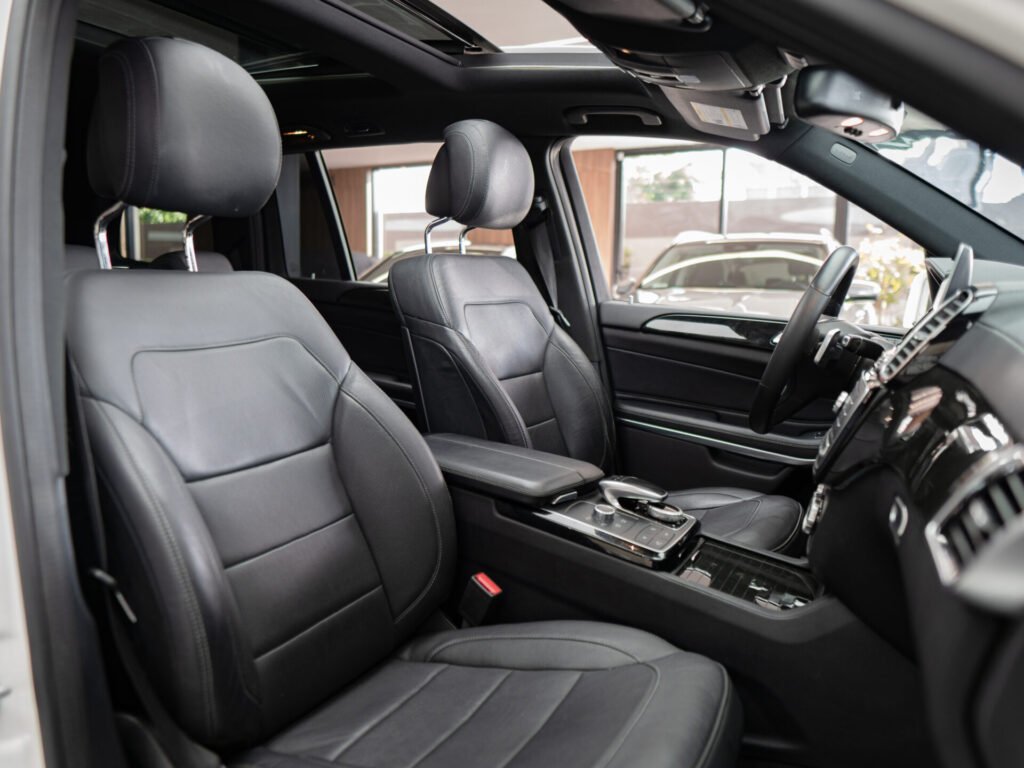 Mercedes-Benz GLS SUV 2017