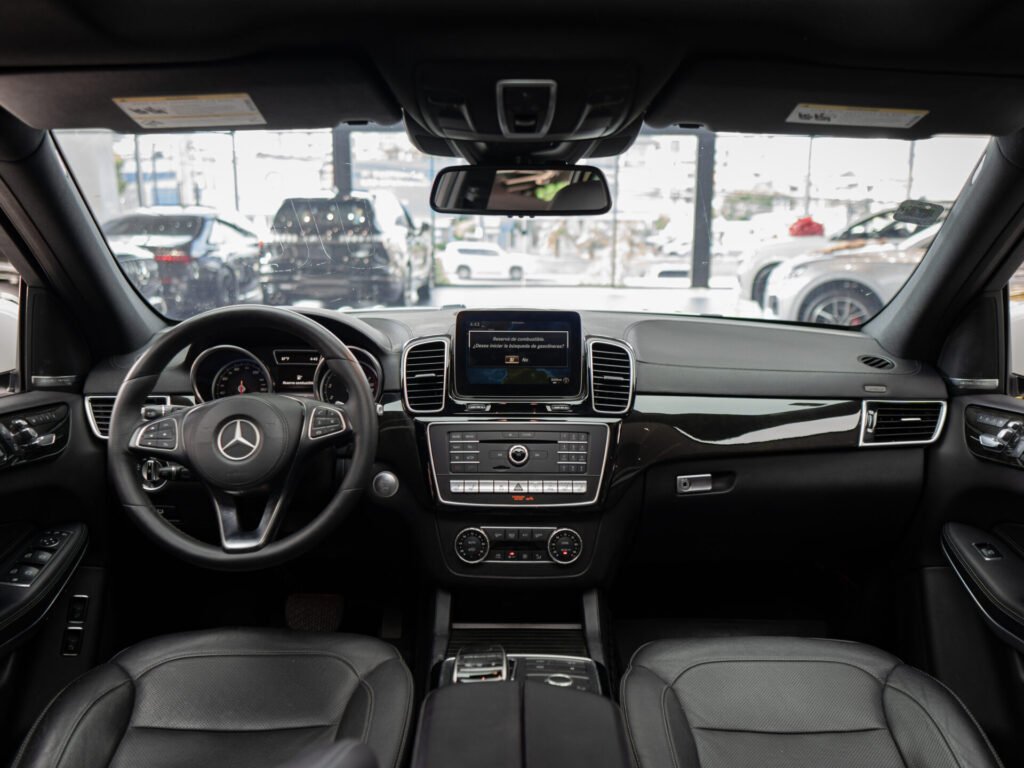 Mercedes-Benz GLS SUV 2017