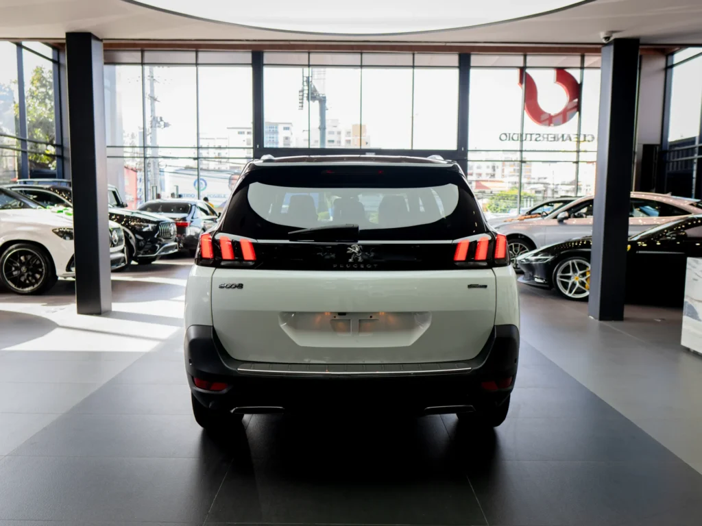 Peugeot 5008 2020