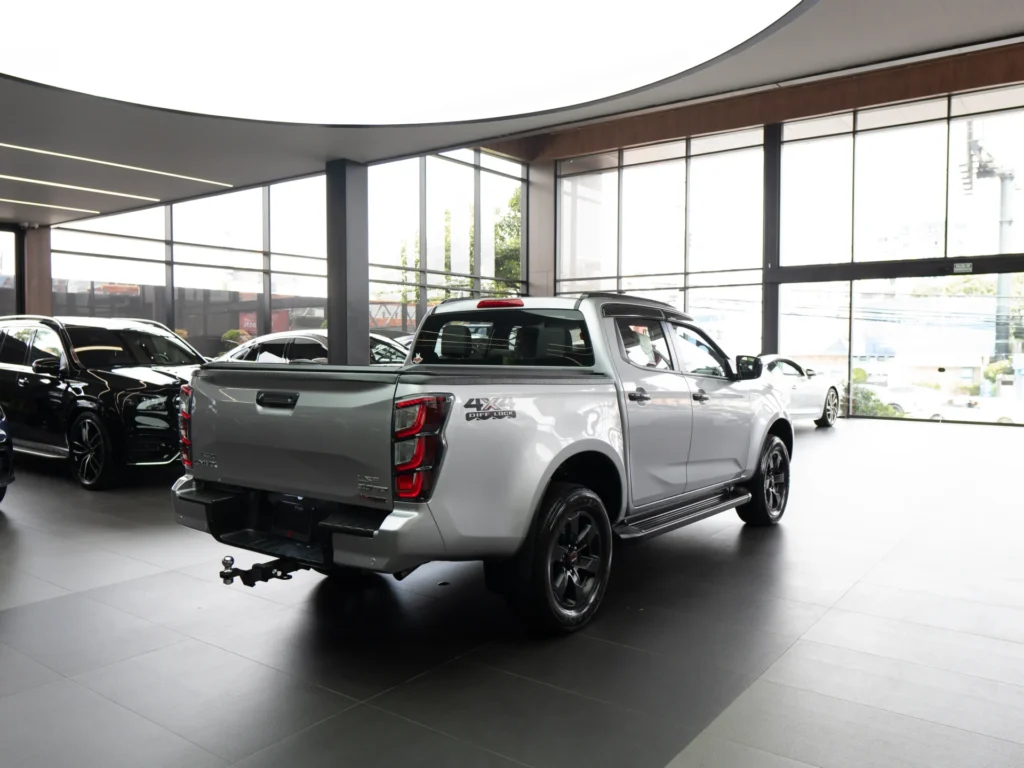 Isuzu DMAX 2025
