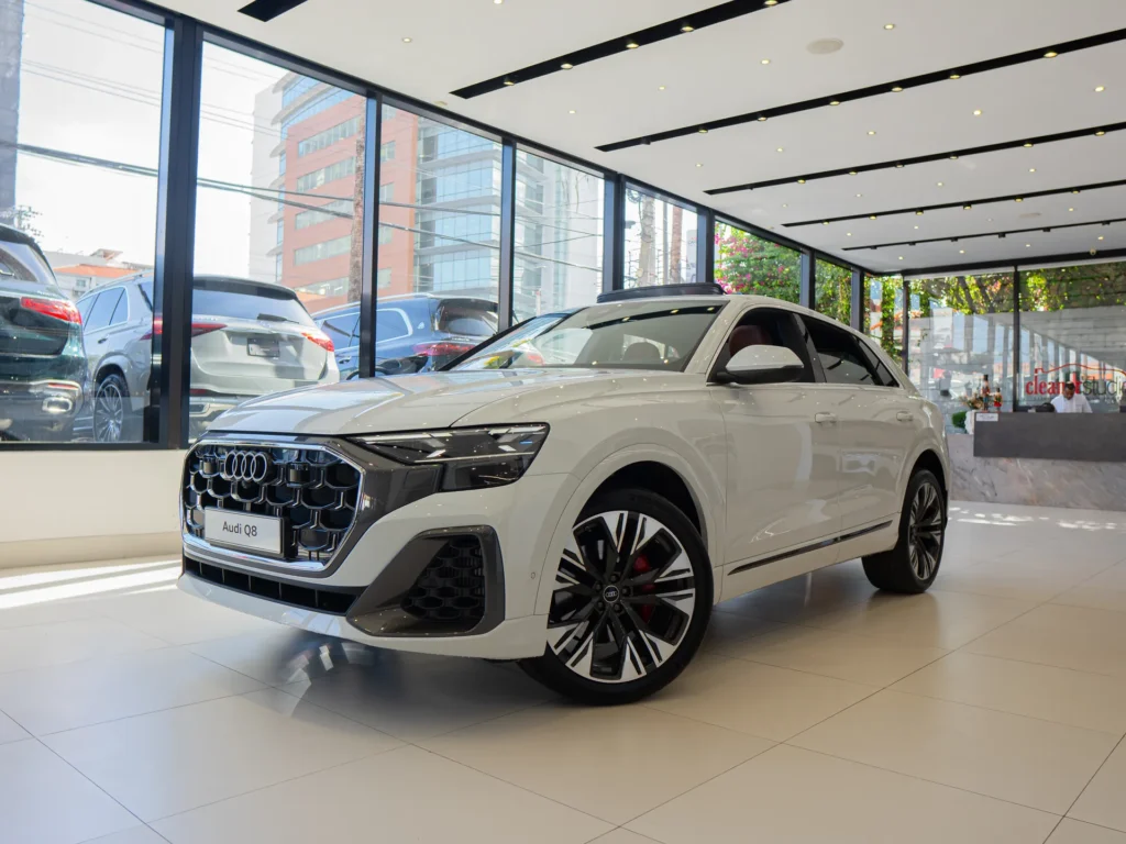 Audi Q8 2025