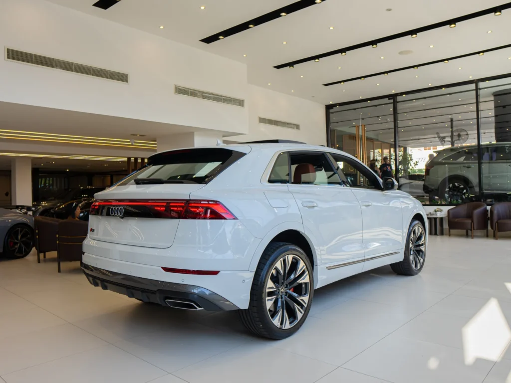 Audi Q8 2025