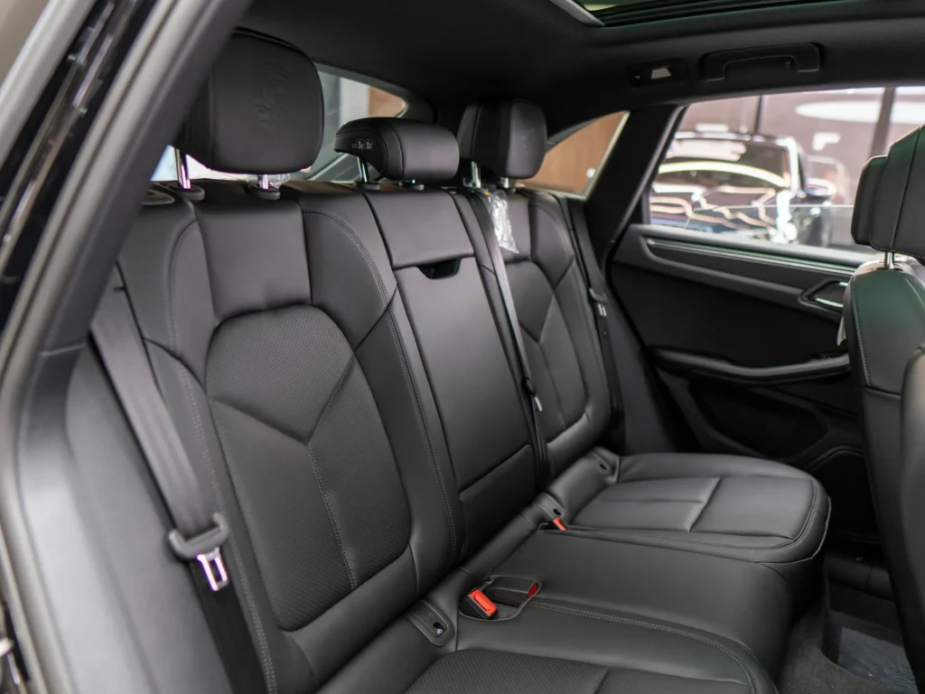Porsche Macan 2025