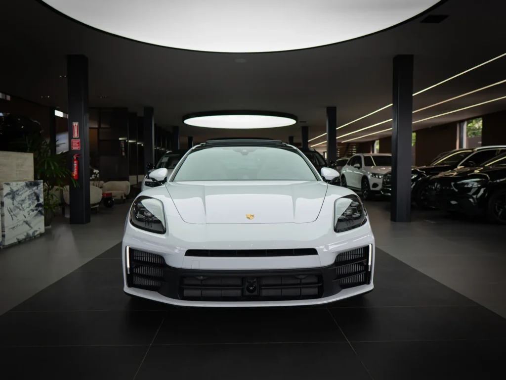Porsche Panamera 2025
