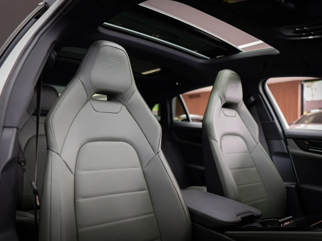 Porsche Panamera 2025