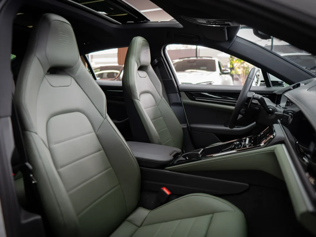 Porsche Panamera 2025