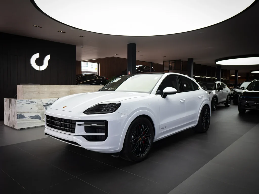 Porsche Cayenne 2025