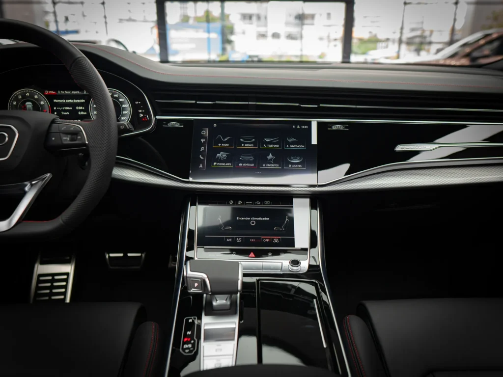 Audi Q8 S-Line SUV 2025