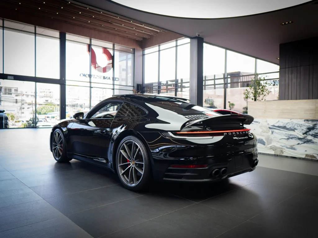 Porsche Carrera 2024