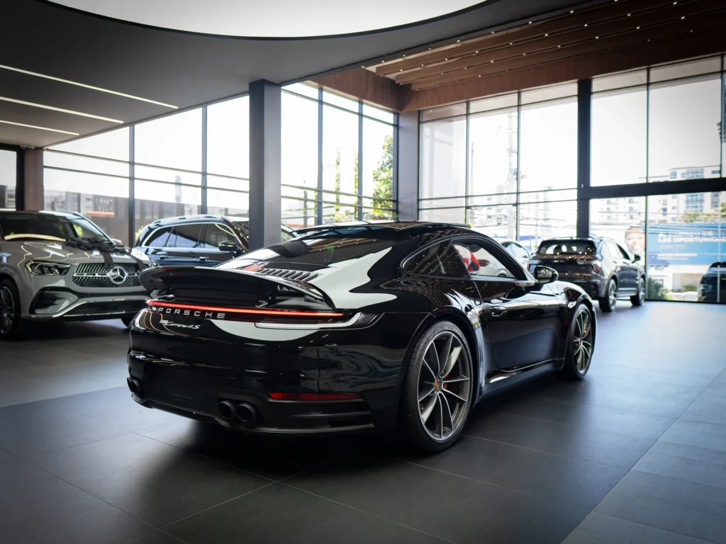 Porsche Carrera 2024