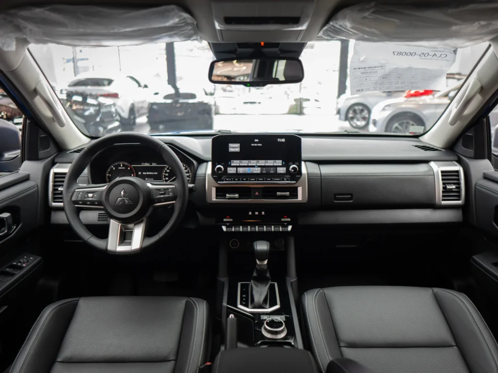 Mitsubishi Motors L 200 2025