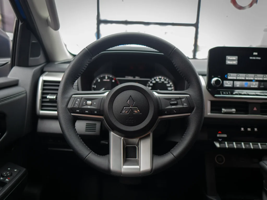 Mitsubishi Motors L 200 2025