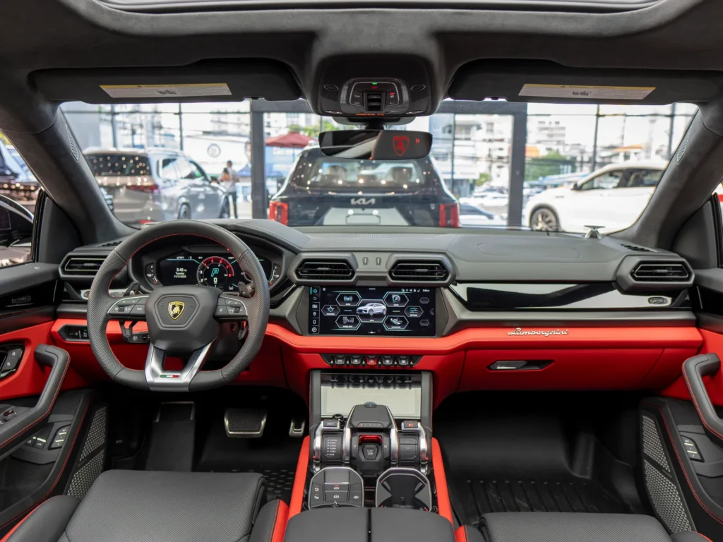 Lamborghini Urus 2025