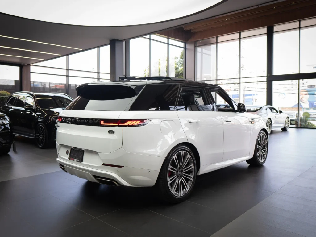 Land Rover Range Rover 2023