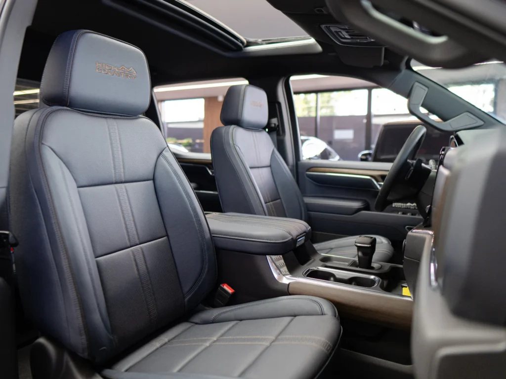 Chevrolet Silverado 2025