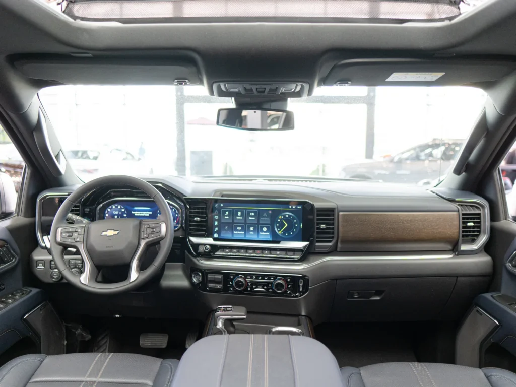 Chevrolet Silverado 2025