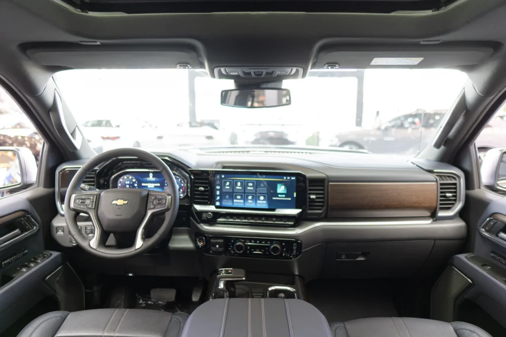 Chevrolet Silverado 2025