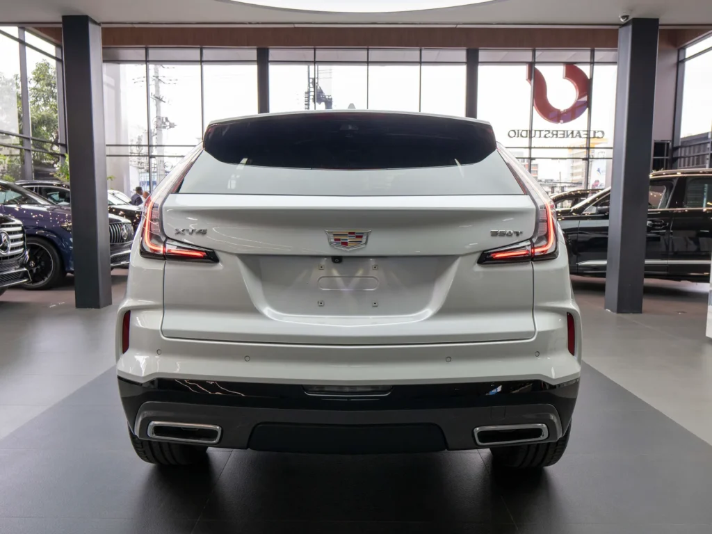 Cadillac xt4 2025