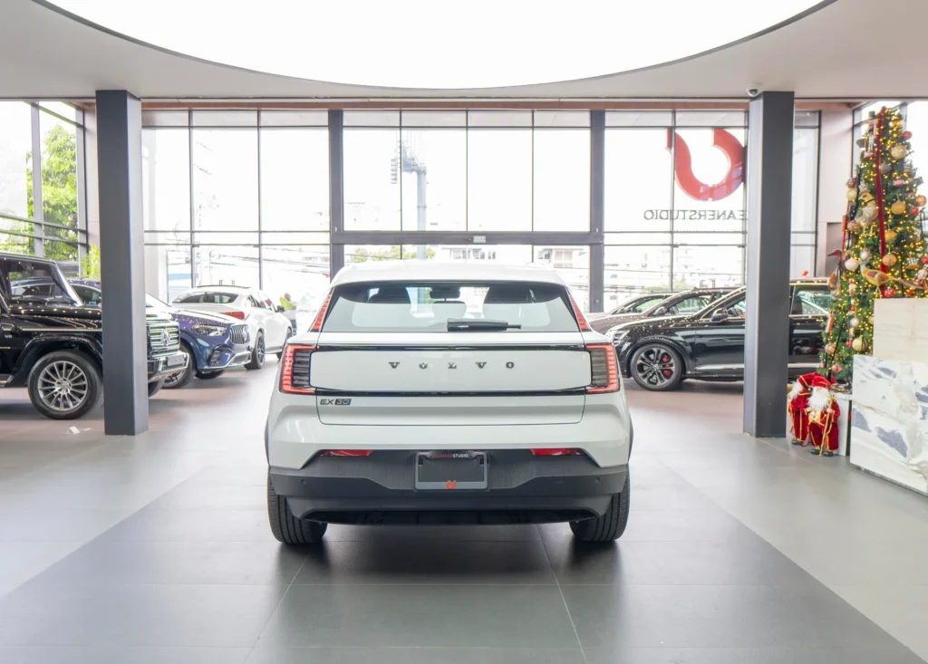 volvo EX30 2025