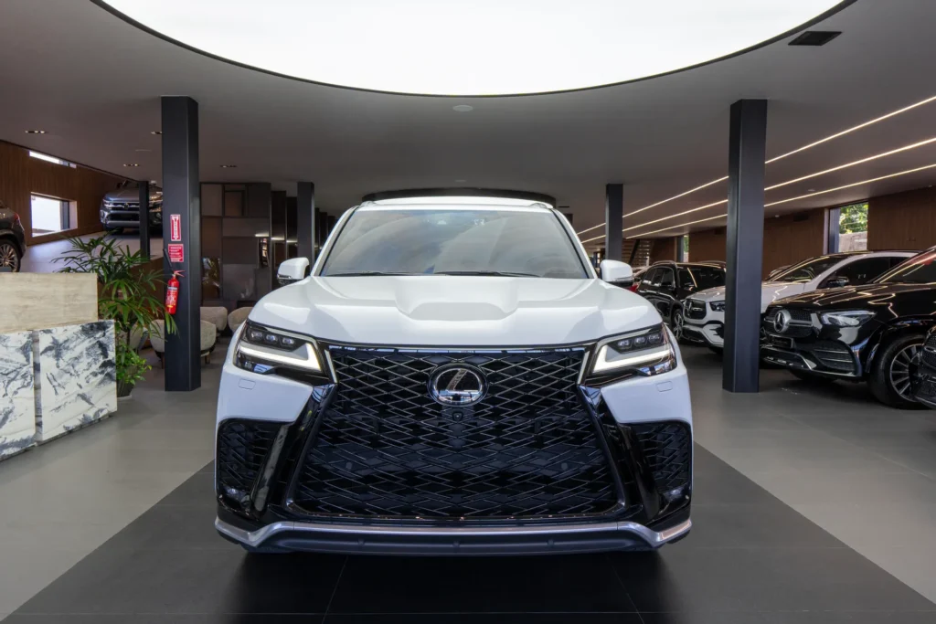 Lexus LX 2023