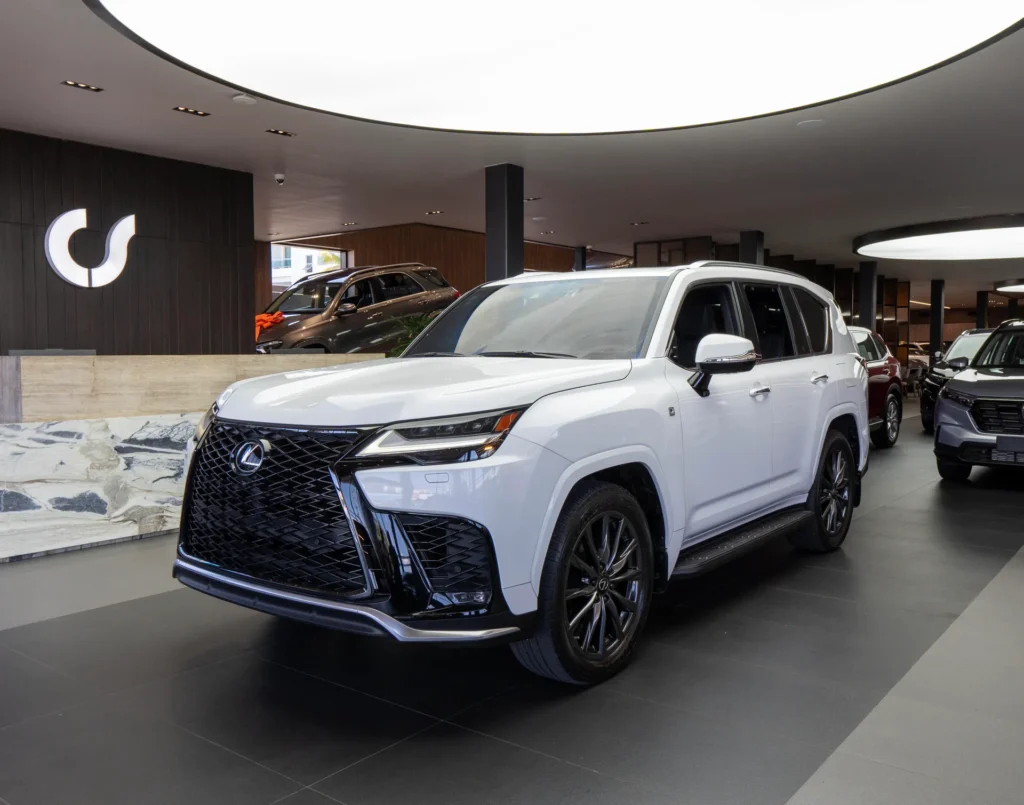 Lexus LX 2023