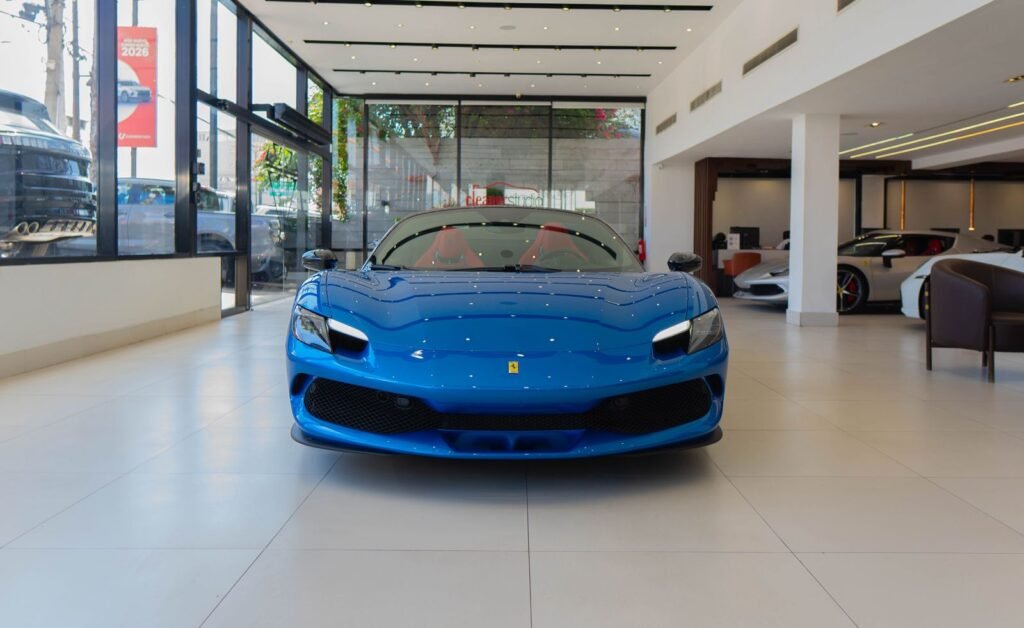 Ferrari 296 GTS Spider Coupé/Deportivo 2024