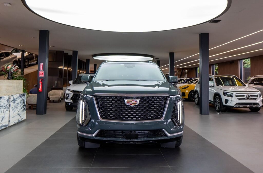 Cadillac ESCALADE LUXURY SHORT Jeepeta 2026