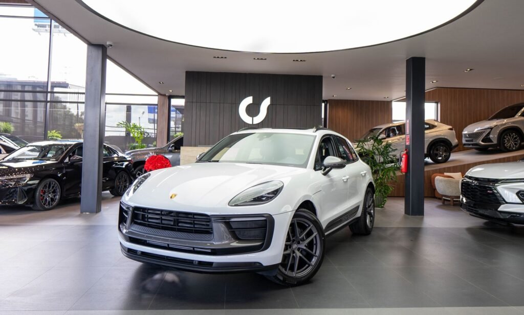 Porsche Macan T SUV 2025