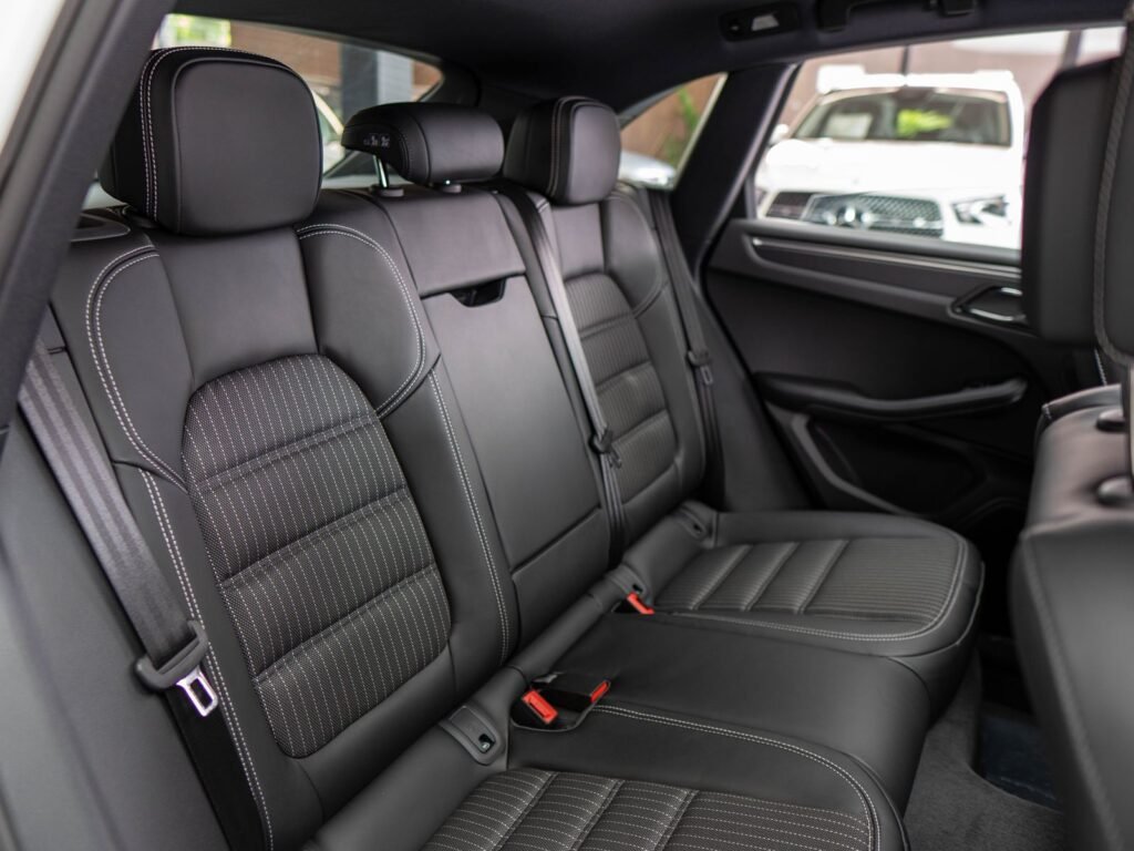 Porsche Macan T SUV 2025