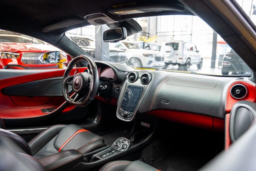 McLaren 570S Coupe Coupé/Deportivo 2018