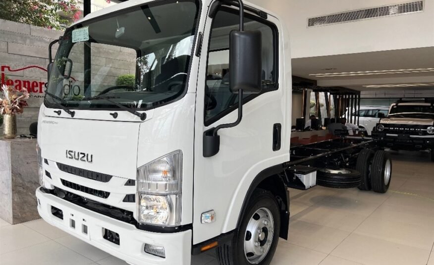 Isuzu NQR 18 Pies — foto 3