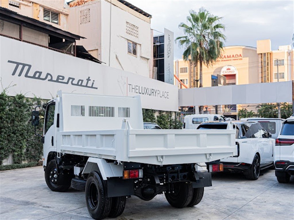 Isuzu Volteo