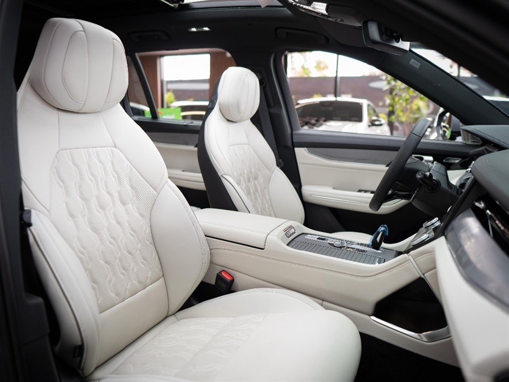 Lynk CO 09 Ultra