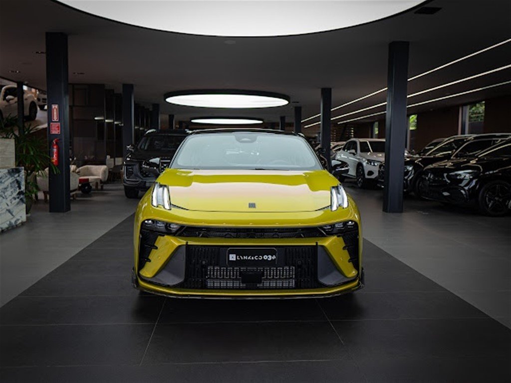 Lynk CO 03
