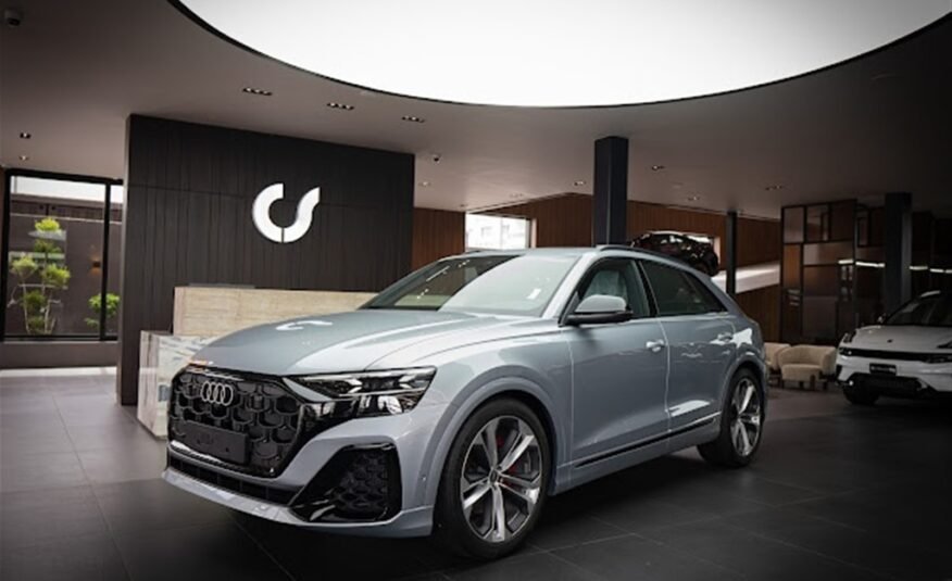 Audi Q8 Sline — foto 2