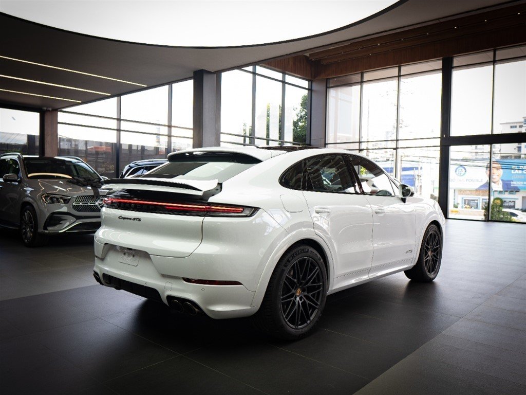 Porsche Cayenne GTS