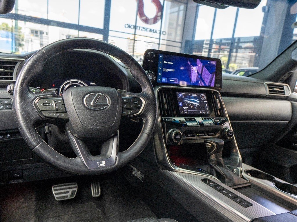 Lexus LX 600 F Sport