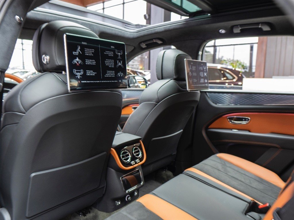 Bentley Bentayga S